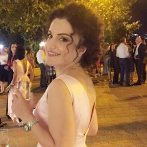 Meet your Posher, Elisabeta